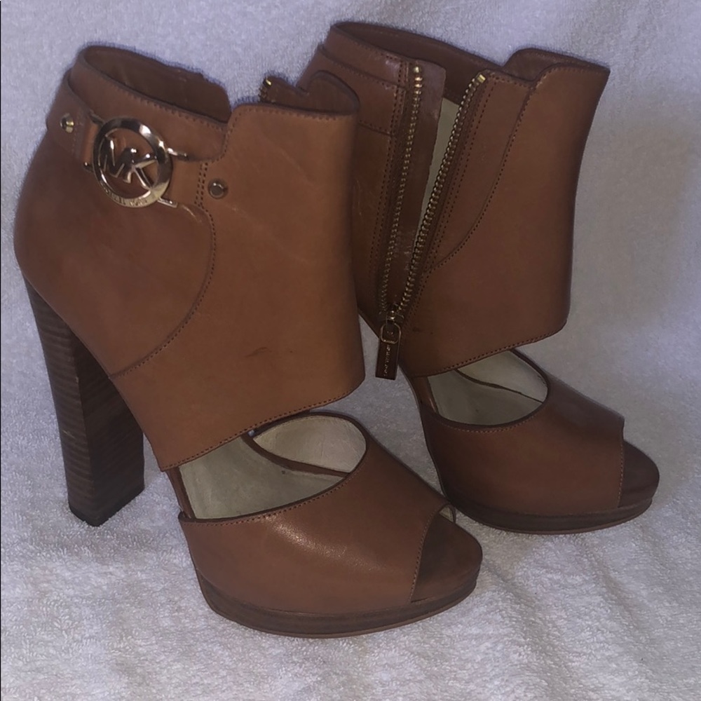 MK Michael Kors Heels Brown